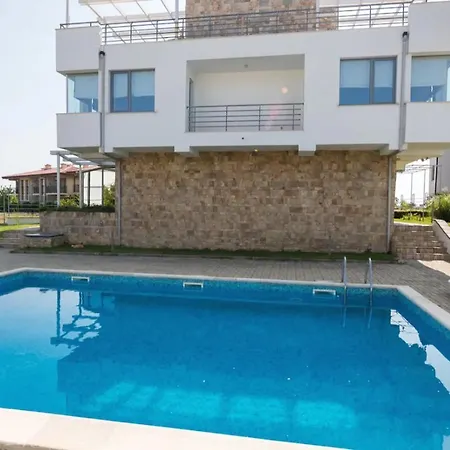 Villa Antic Villa